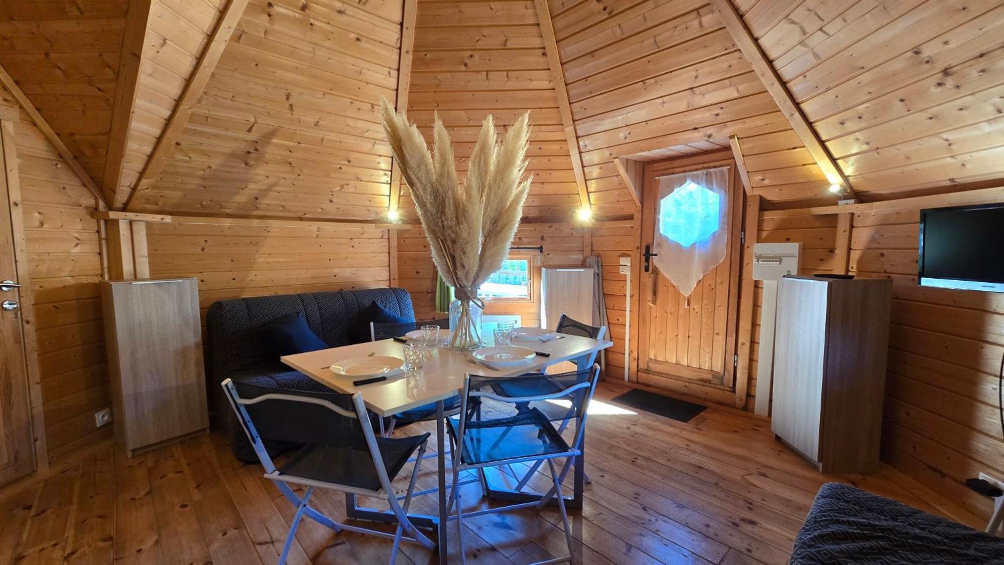 Camping Les Mancellieres Avrillé 객실 사진