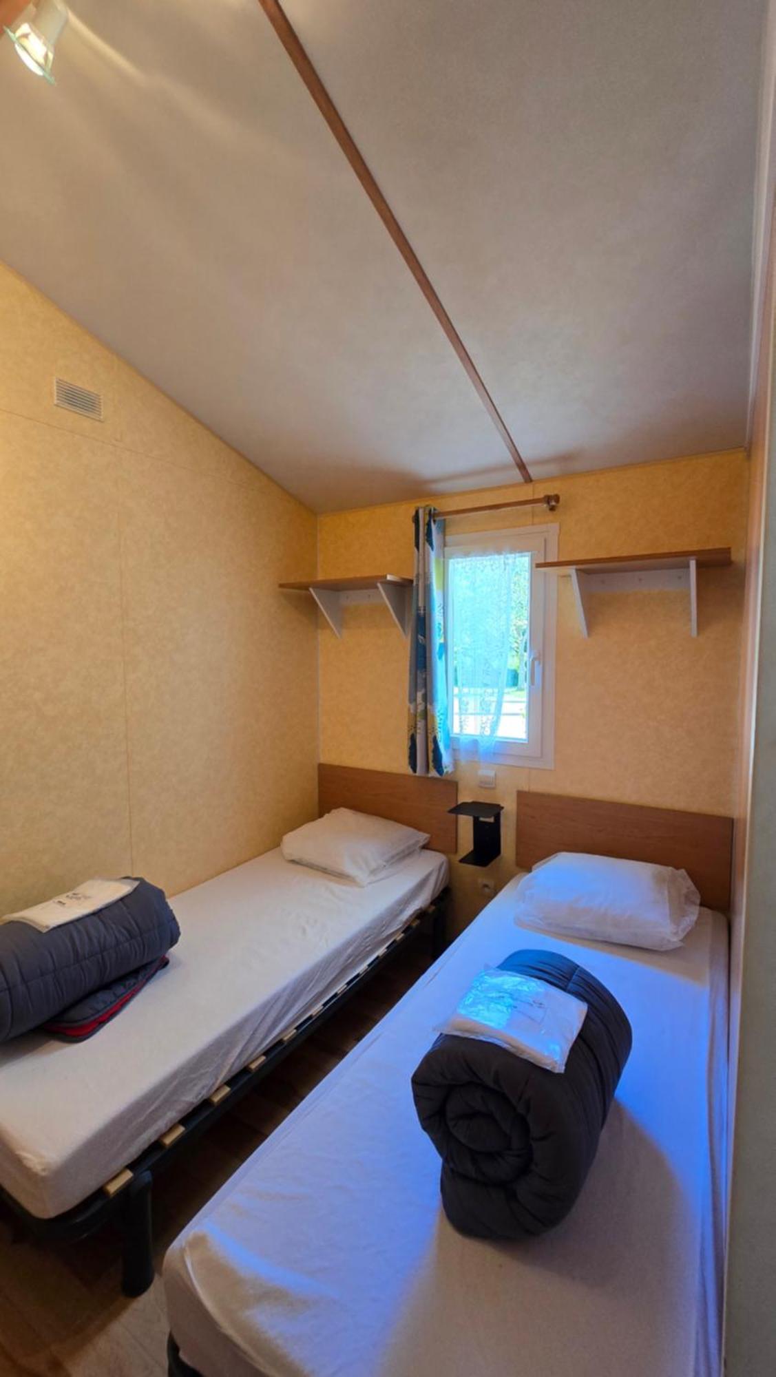 Camping Les Mancellieres Avrillé 객실 사진